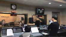 Mikyung Sung im KBS Klasisches FM Musikzimmer